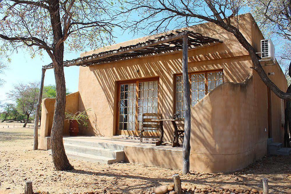 Harnas Wildlife Foundation Gobabis Ngoại thất bức ảnh