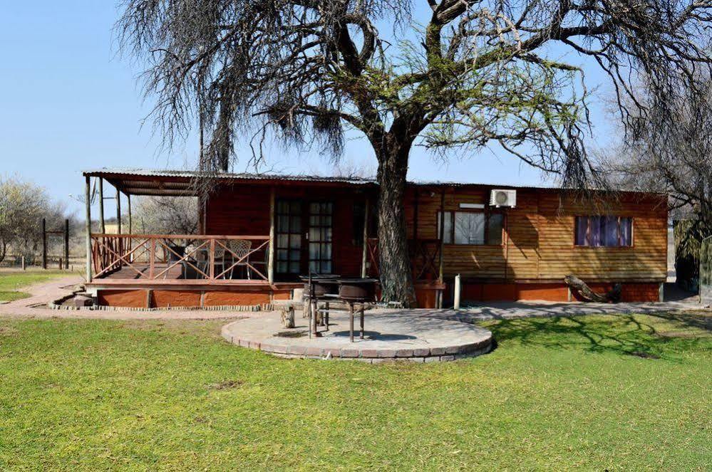 Harnas Wildlife Foundation Gobabis Ngoại thất bức ảnh